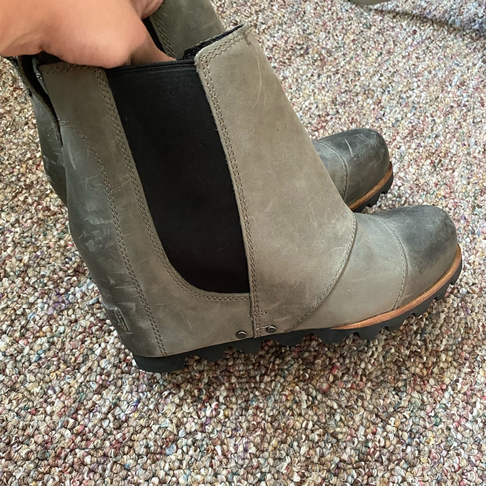 Sorel wedge booties